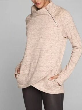 ATHLETA Heathered Oatmeal Cozy Karma Asym Zip Turtleneck Top Size Small EUC